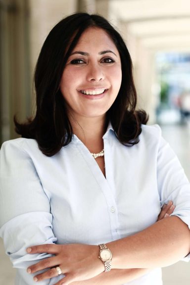 Mayra Mangal – PEOPLE en Español
