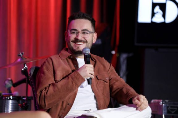 Tomás Mier – Rolling Stone